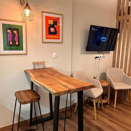 Rania's Cozy & Stylish Retreat *