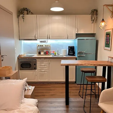 Rania's Cozy & Stylish Retreat * Thessaloniki