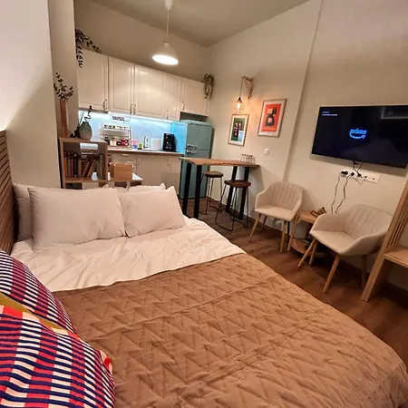 Rania's Cozy & Stylish Retreat